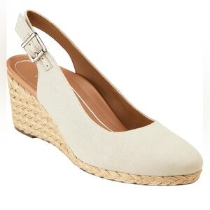 NWT Vionic Coralina Oat Canvas Espadrille Wedge Sandals Size 9 1/2